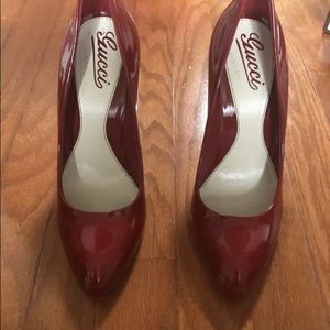 Gucci Women’s Size 7 Red Pump Excellent Condition!